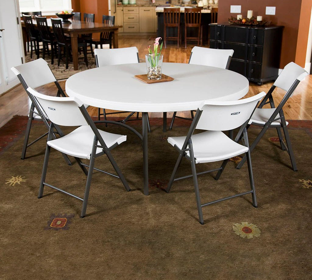 La versatilidad del mobiliario plegable en eventos y reuniones - Lifetime